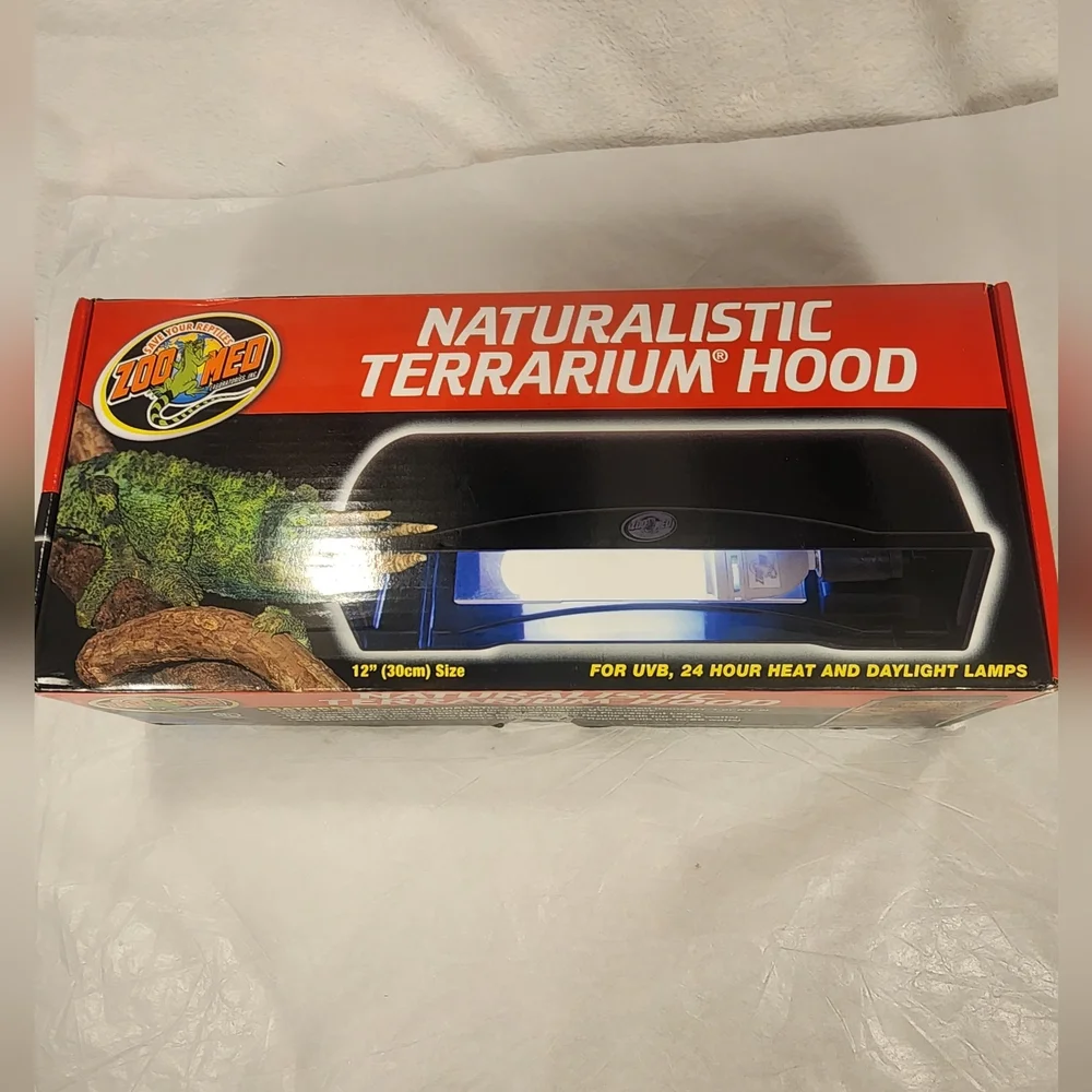 Zoo Med Naturalistic Terrarium Hood 12inch For 5.0 UVB,Heat and Daylight Lamps